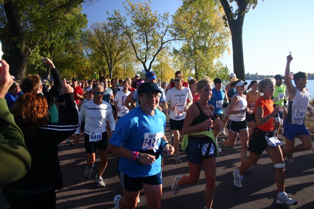 Runners in Minneapolis during the 2006 Twin Cities Marathon
